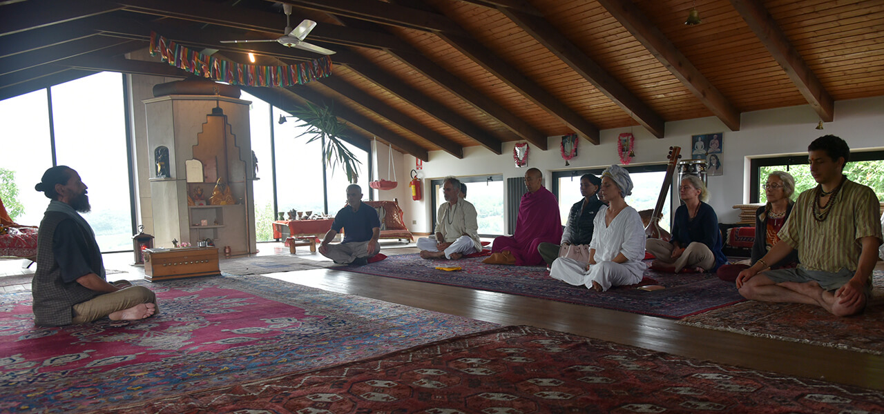 ashram-babaji-villa-san-secondo-asti-centro-pace-hairakhan