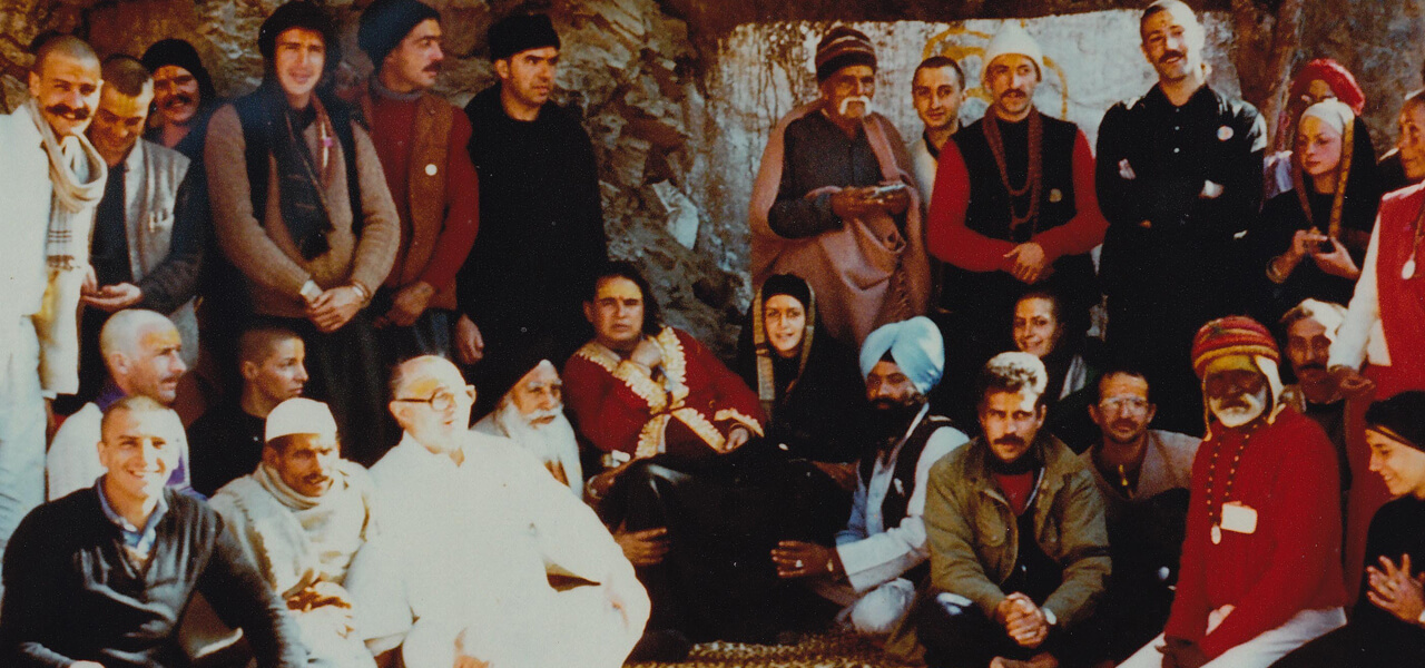 Fondazione Bhole Baba | Babaji e devoti italiani ad Herakhan Fondazione Bhole Baba | Babaji e devoti italiani ad Herakhan